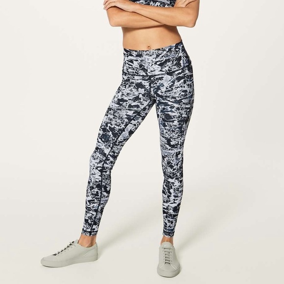 Lululemon Wunder Under Hi-Rise Leggings in Interlaced Starlight Black - Picture 3 of 3